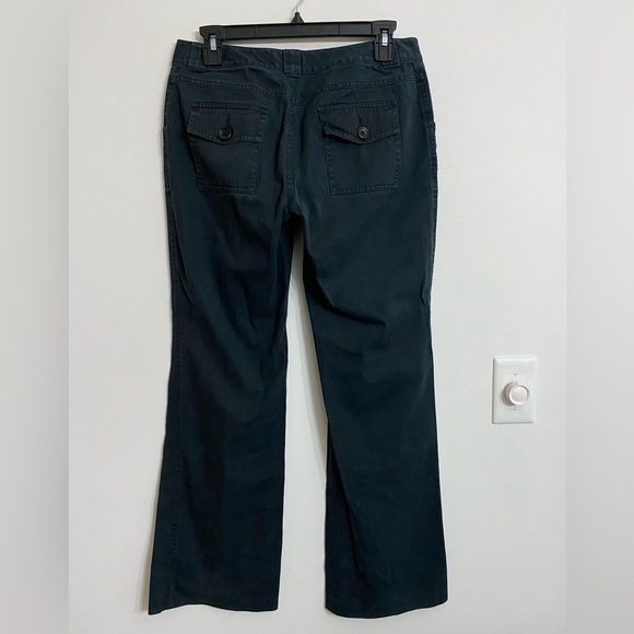 Donating 10/25 Banana Republic Cotton Chino Black Pants, size 4 - Picture 4 of 6